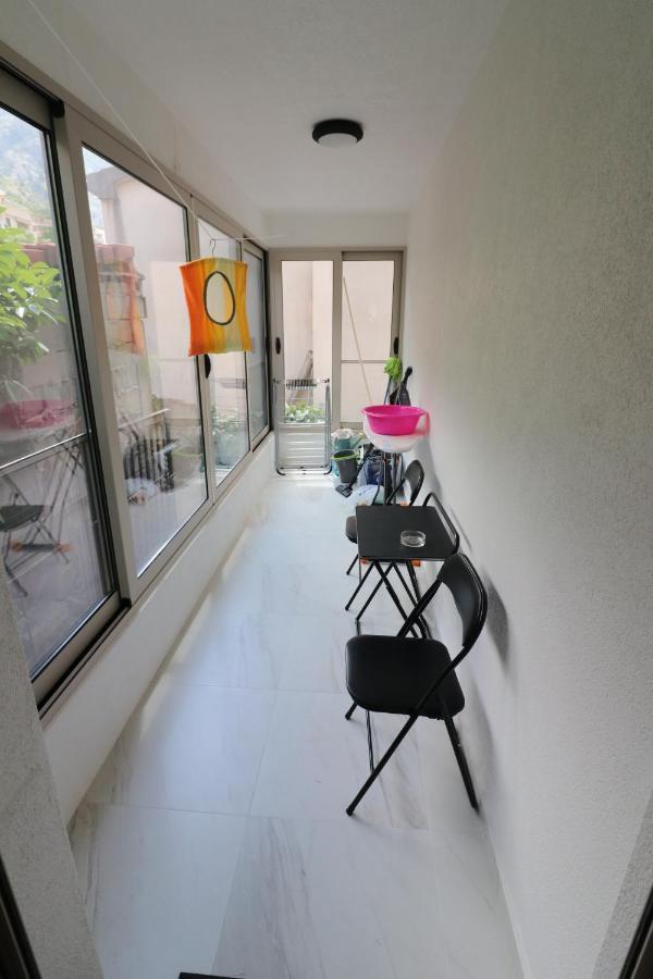 Apartment Sandrita Kotor Buitenkant foto